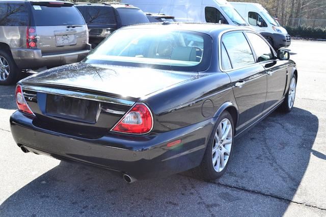 2008 Jaguar XJ 4DR SEDAN XJ8 L SEDAN Slide 30