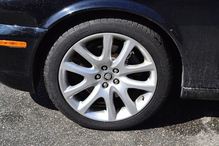 2008 Jaguar XJ 4DR SEDAN XJ8 L SEDAN Slide 24