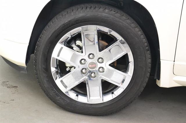 2014 GMC Acadia FWD 4DR DENALI SUV Slide 27