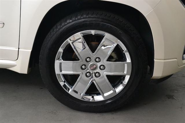 2014 GMC Acadia FWD 4DR DENALI SUV Slide 9