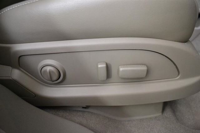 2014 GMC Acadia FWD 4DR DENALI SUV Slide 5